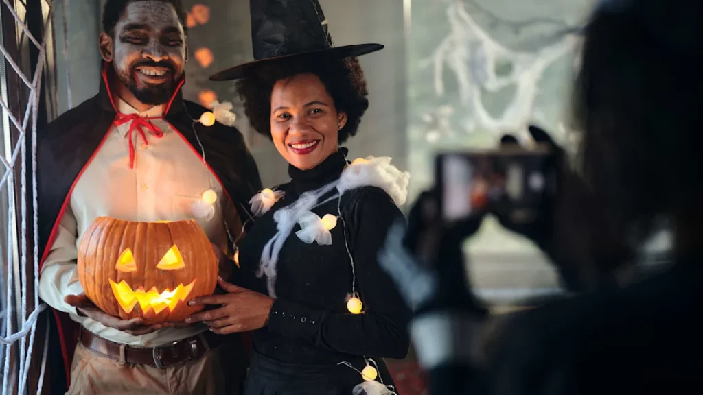 Couple wearing halloween costume